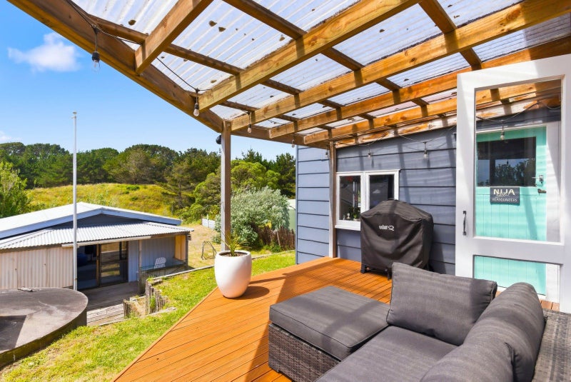 628 Waitarere Beach Road, Waitarere Beach, Levin - Carousel 50