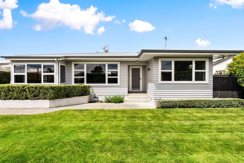 111 Nottingley Road, Frimley, Hastings - Carousel 1