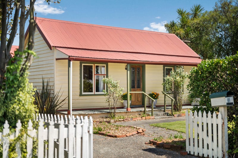 72 Kuripuni Street, Kuripuni, Masterton - Carousel 1