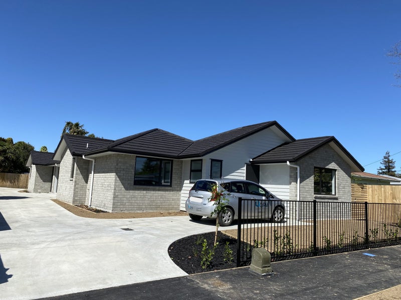1/106 Mardon Road, Enderley, Hamilton - Carousel 1