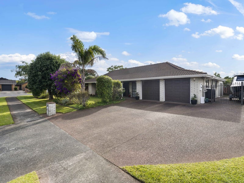 2 Gardone Terrace, Conifer Grove, Takanini - Carousel 2