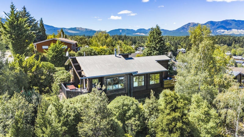 31 Alpine Avenue, Hanmer Springs, Hanmer Springs - Carousel 1