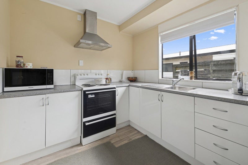 6 Tarewa Road, Rotorua - Carousel 22