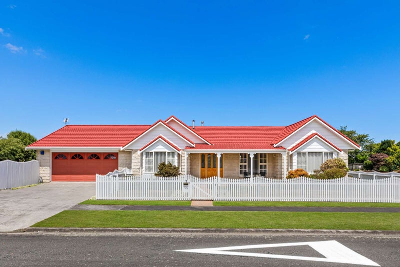 2 Black Beech CRES, Takanini, Takanini - Carousel 2