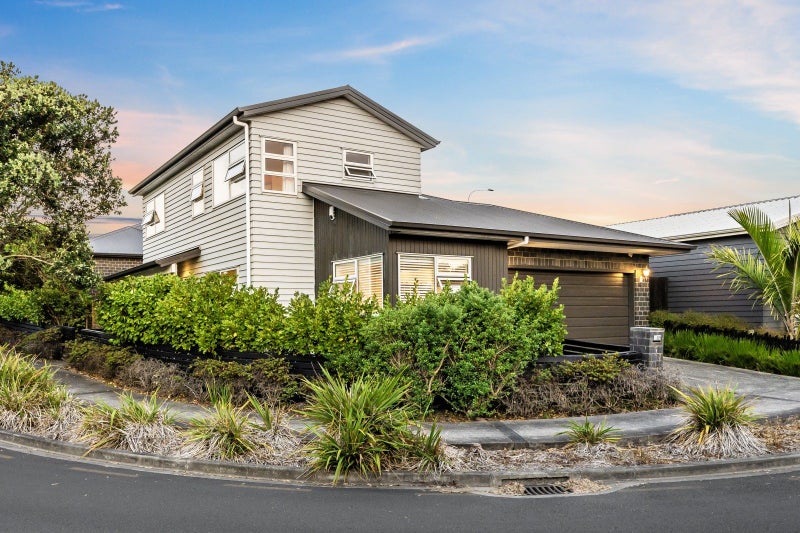 7 Waiarohia Place, Hobsonville, Auckland - Carousel 25
