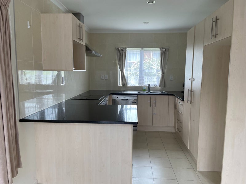 256C Great North Road, Henderson, Auckland - Carousel 2