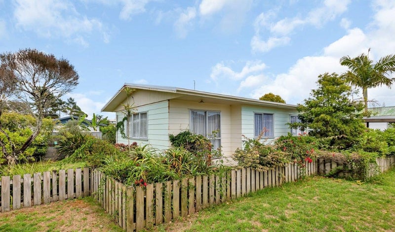 15B Moki Place, Ruakaka, Ruakaka - Carousel 1
