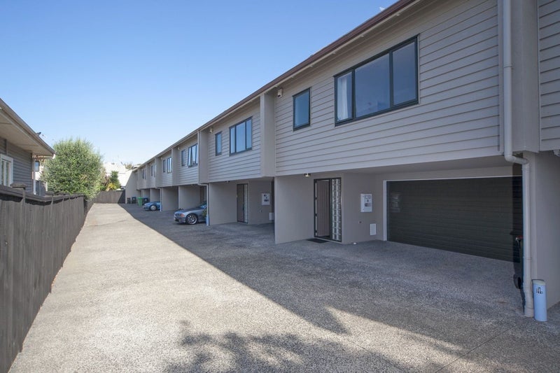4/76 Galway Street, Onehunga, Auckland - Carousel 21