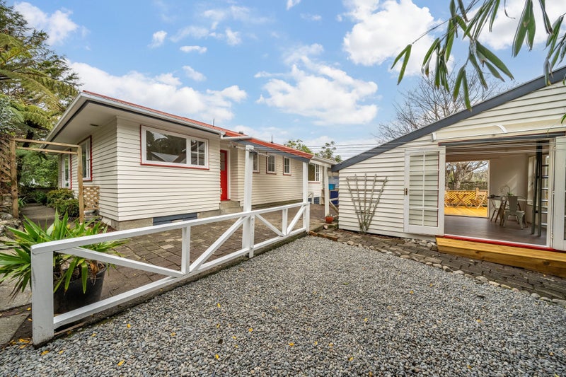 63 Park Road, Belmont, Lower Hutt - Carousel 2