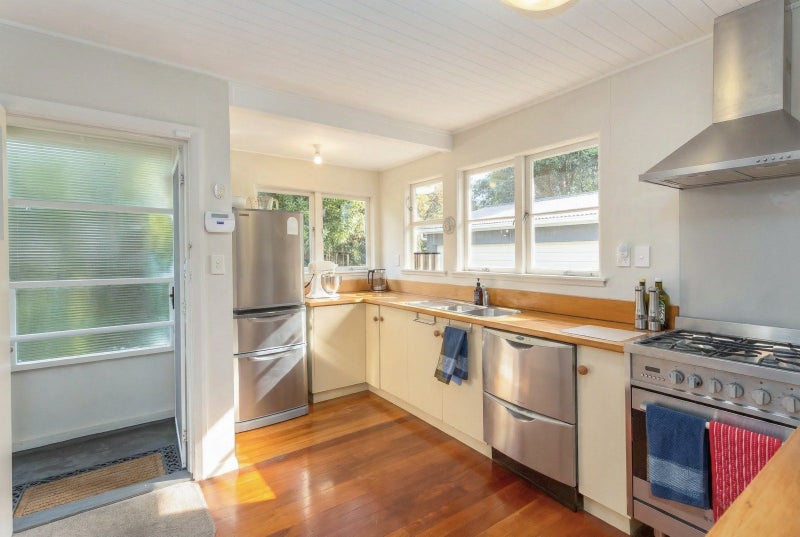 40 Reading Street, Greytown, Greytown - Carousel 2