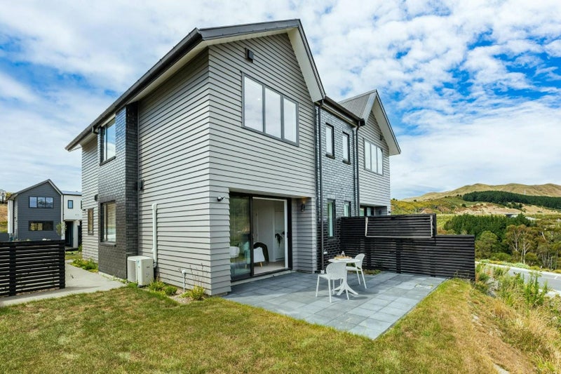 44 Turtleback Avenue, Whitby, Porirua, Wellington - Carousel 14