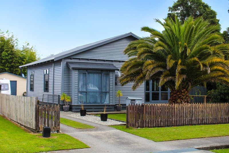 195 Weld Street, Hokitika - Carousel 1
