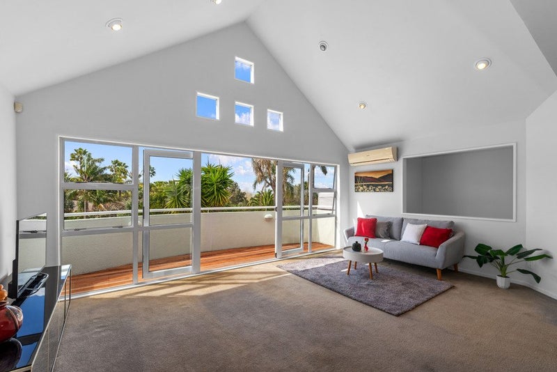 1/16 Sailfish Drive, West Harbour, Waitakere City, Auckland - Carousel 2