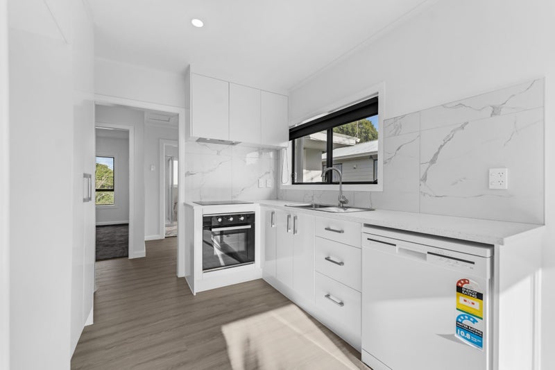 14 Frances Street, Manurewa, Auckland - Carousel 2