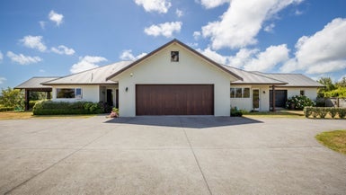 201B Egmont Road, Hillsborough, New Plymouth - Carousel 1