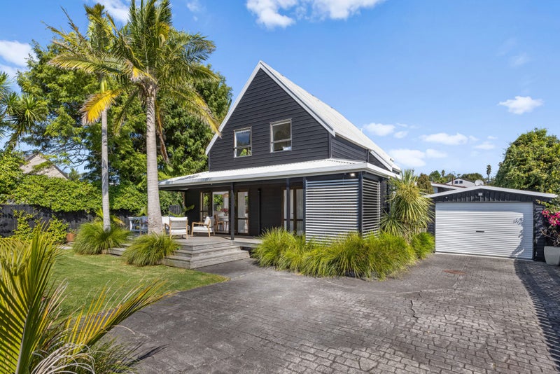 44B Walton Street, Red Beach, Red Beach - Carousel 2