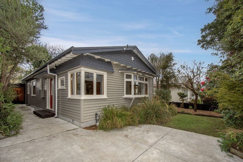 13 York Street, Waltham, Christchurch - Carousel 1