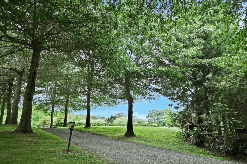 1070 Weranui Road, Silverdale - Carousel 21