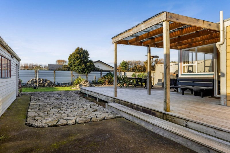 42 Fantham Street, Hawera, Hawera - Carousel 2