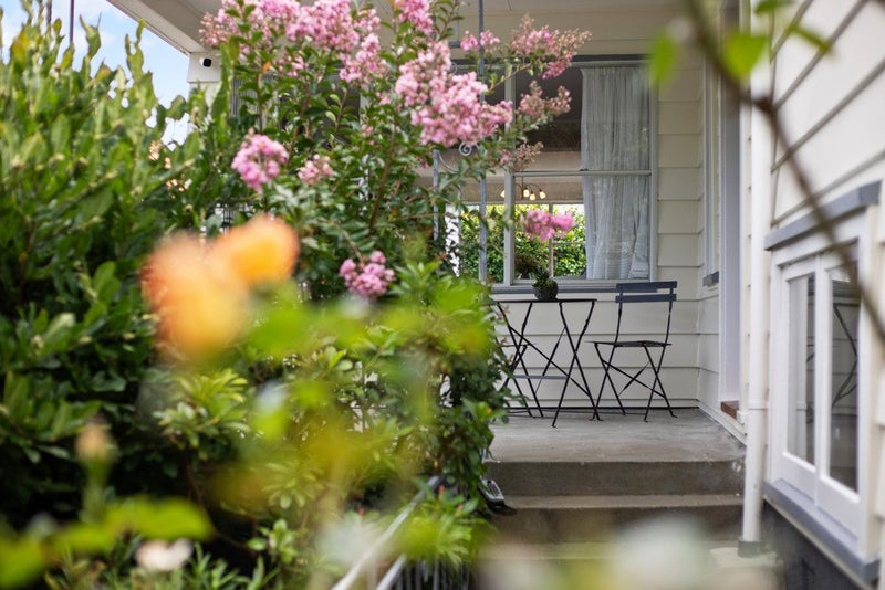 71 Queens Grove, Hutt Central, Lower Hutt - Carousel 2