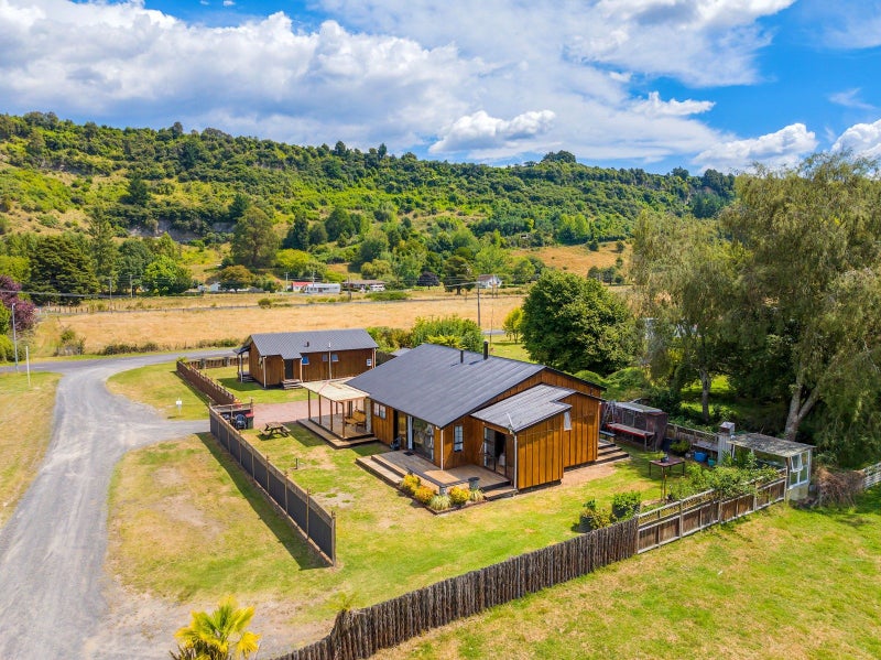 1 Tuka Street, Manunui, Taumarunui - Carousel 1