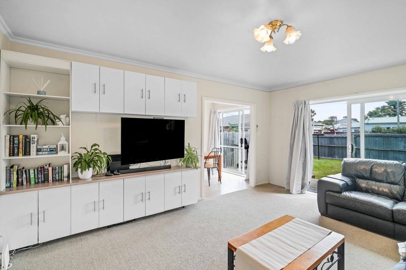 2/118 Estuary Road, South New Brighton, Christchurch - Carousel 2