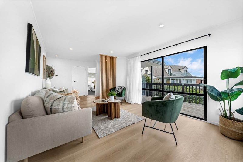 18 van Dyke Place, West Harbour, Auckland - Carousel 2
