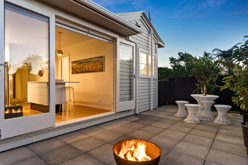 24 Plymouth Street, Karori, Wellington - Carousel 2