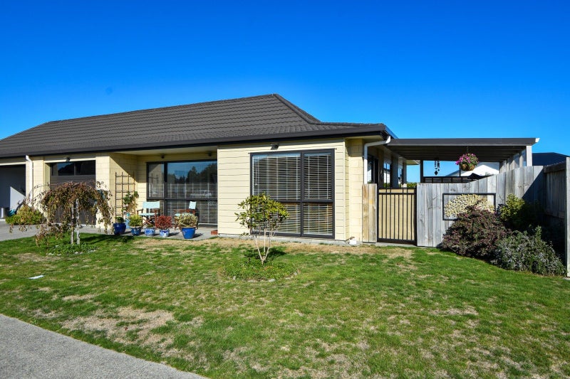 39 Ashmore Park Road, Carterton - Carousel 1