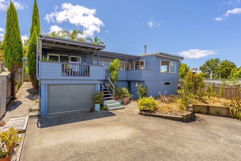 15 Kotanui Avenue, Army Bay, Whangaparaoa - Carousel 2
