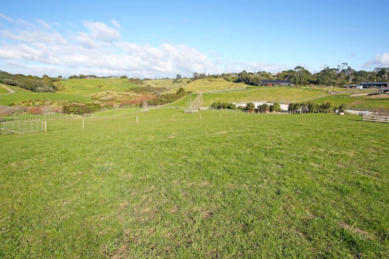 279 Hunter Road, Patumahoe, Pukekohe - Carousel 6
