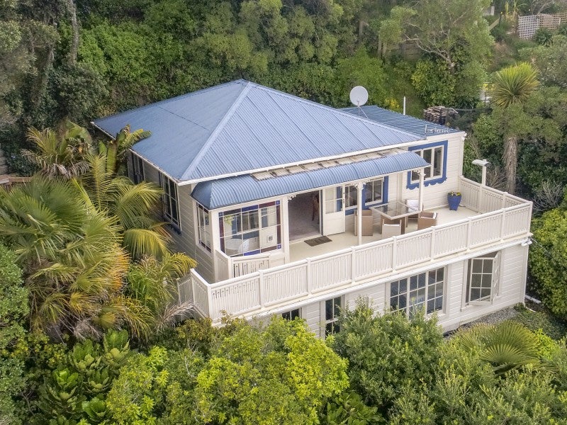12 Nikau Road, Point Howard, Lower Hutt - Carousel 1