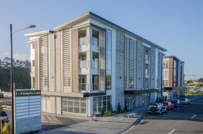 302/7 Kaipiho Lane, Albany, Auckland - Carousel 1