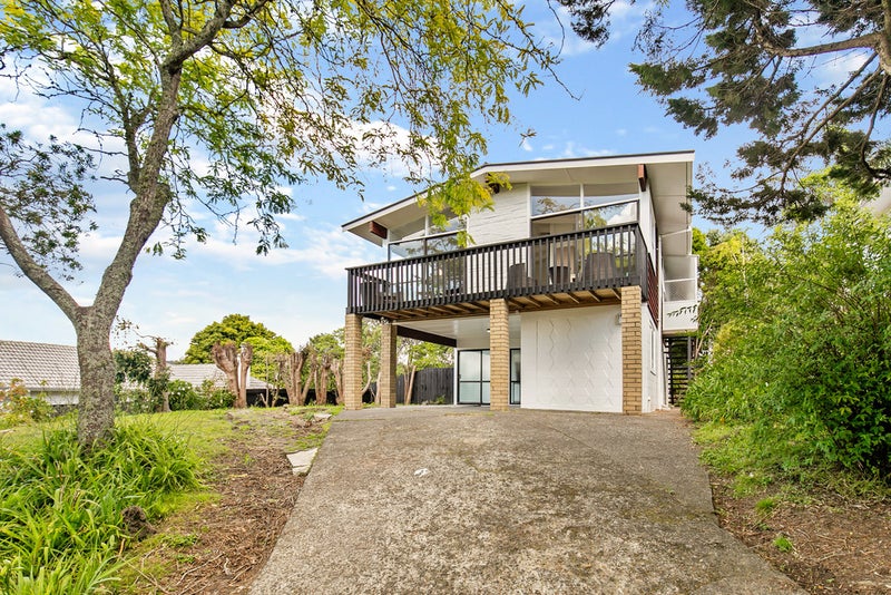 14 Hilling Street, Titirangi, Auckland - Carousel 2