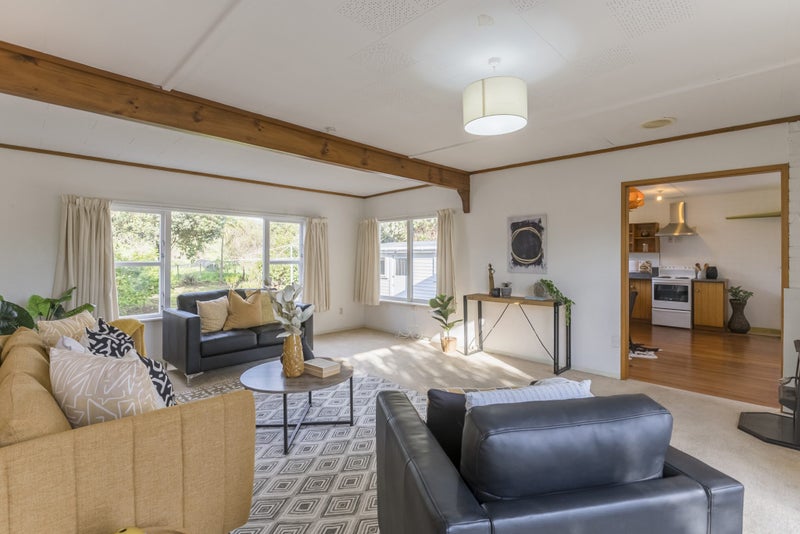 42 Kiwi Road, Raumati Beach, Paraparaumu - Carousel 2