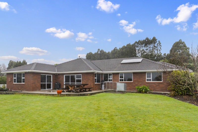 20H Brighton Road, Green Island, Dunedin - Carousel 1