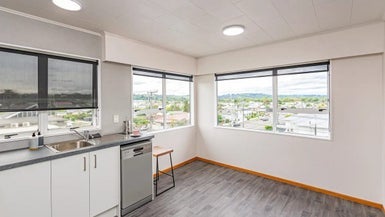 43B Ingestre Street, Whanganui, Whanganui - Carousel 1