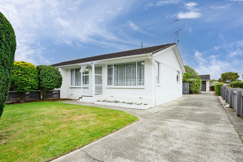 2/237 Queens Drive, Windsor, Invercargill - Carousel 1