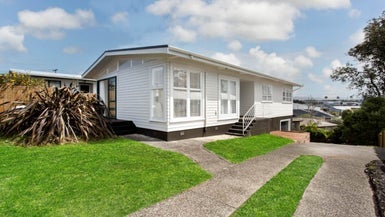 10 Stedman Place, Avondale, Auckland - Carousel 1