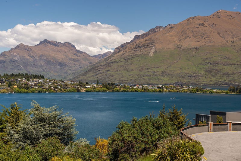 418 Frankton Road, Queenstown, Queenstown - Carousel 2