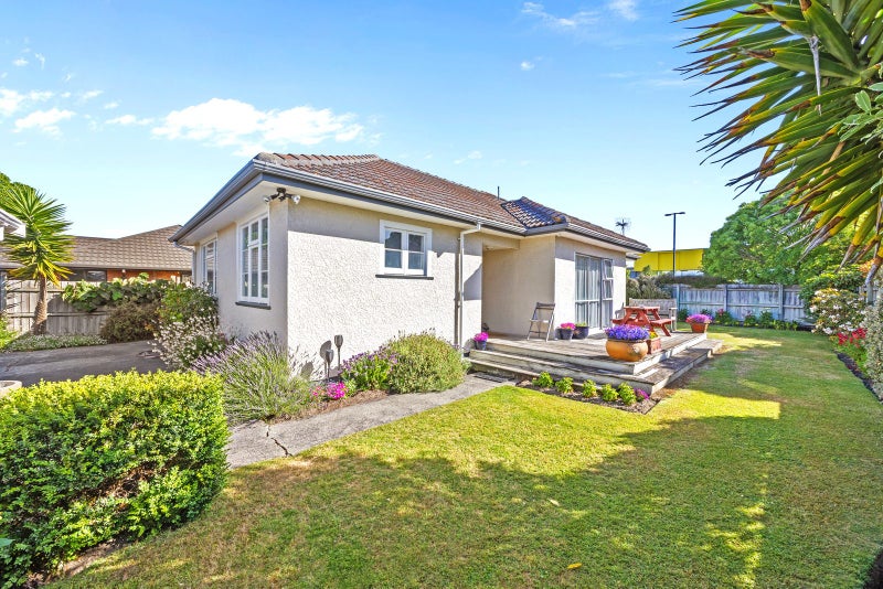 4/160 Breezes Road, Aranui, Christchurch - Carousel 1
