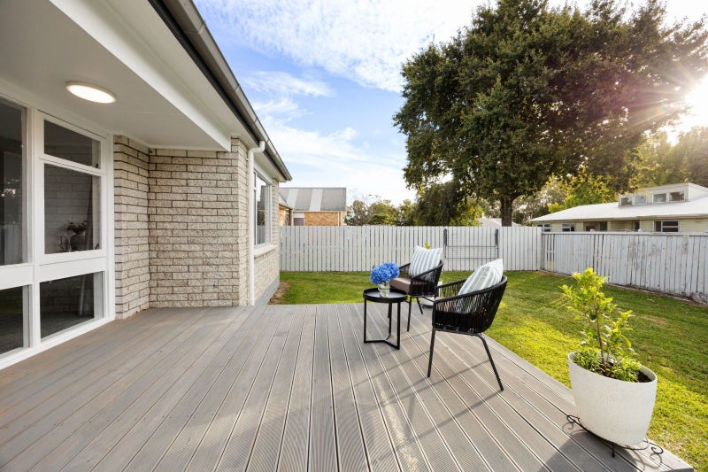 30 Snell Drive, Chartwell, Hamilton - Carousel 1