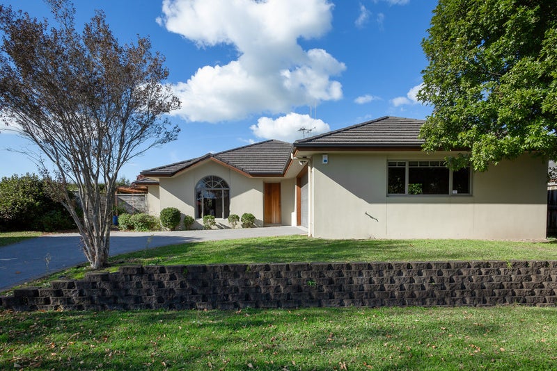 12 Alconbury Drive, Rototuna North, Hamilton - Carousel 20