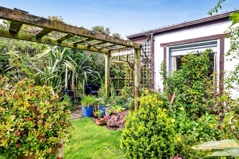 77 Kapuni Street, Manaia, Manaia - Carousel 2