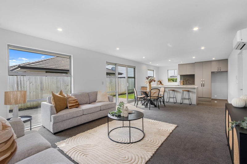 15 Capil Court, Halswell, Christchurch - Carousel 1