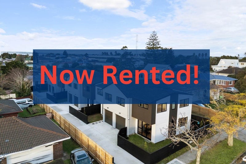 37F Flanshaw Road, Te Atatu South, Auckland - Carousel 1