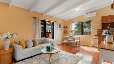 5A Margate Road, Blockhouse Bay, Auckland - Carousel 1