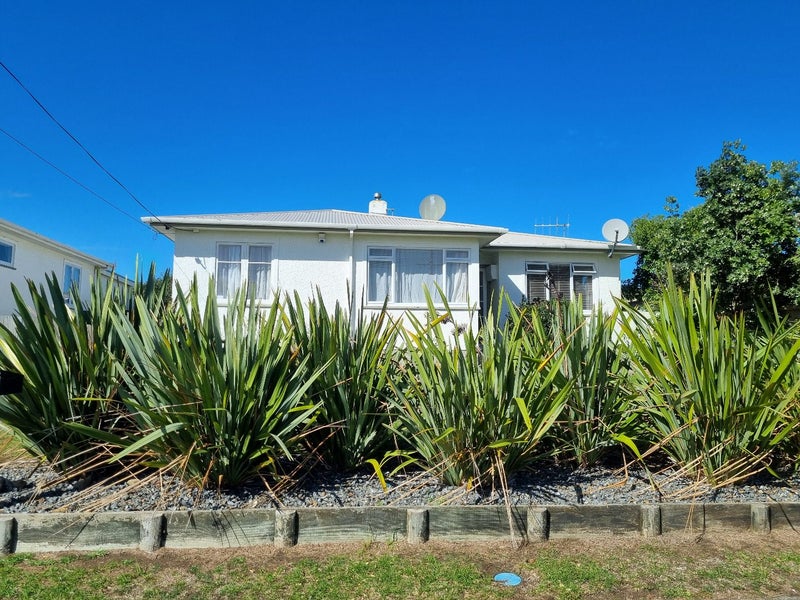 51 Oxford Road, Springvale, Whanganui - Carousel 1