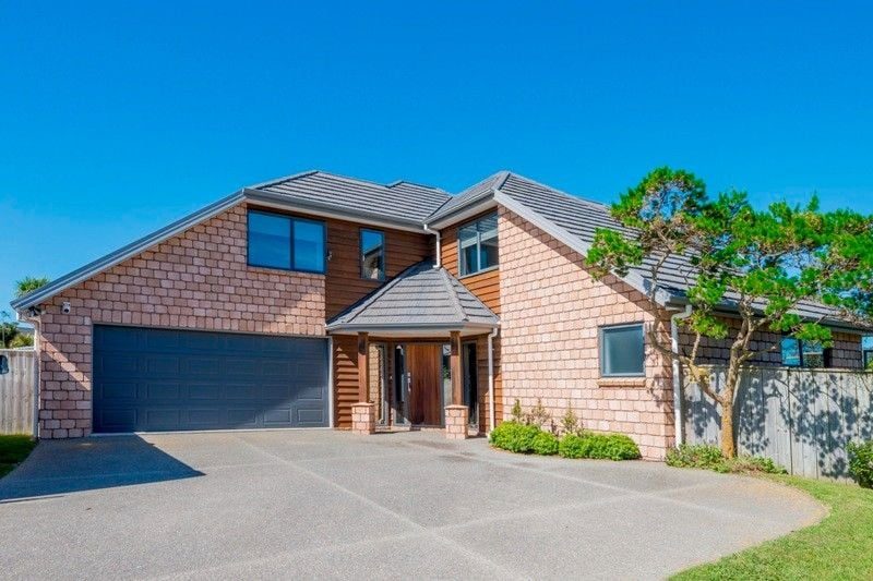 62 The Drive, Paraparaumu Beach, Paraparaumu - Carousel 2