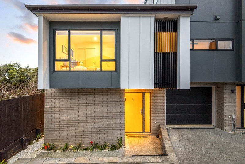1/48 St Johns Road, Saint Johns, Auckland - Carousel 1